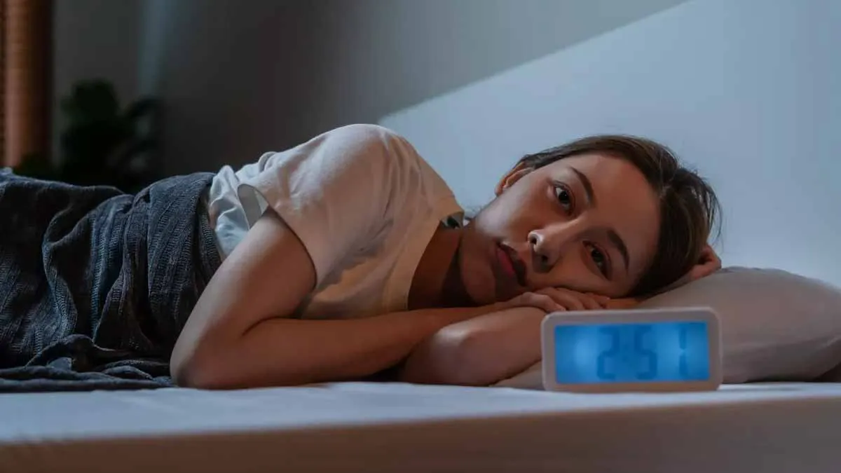 Wie das Alter den Schlaf beeinflusst: Warum nächtliches Erwachen mit 60 Jahren oft normal ist