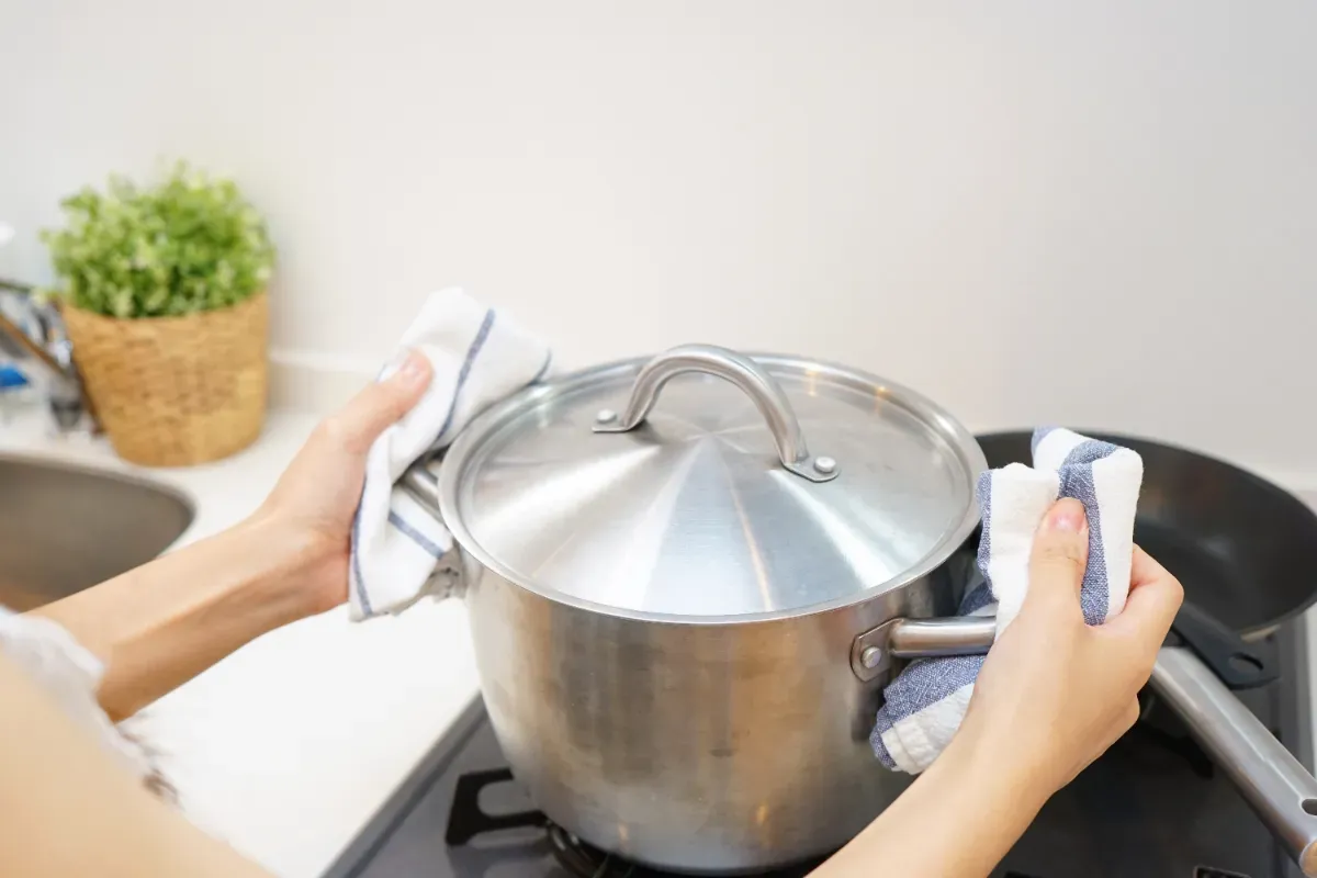 TikTok-Trick: Geschirrtücher in nur 5 Minuten wieder sauber